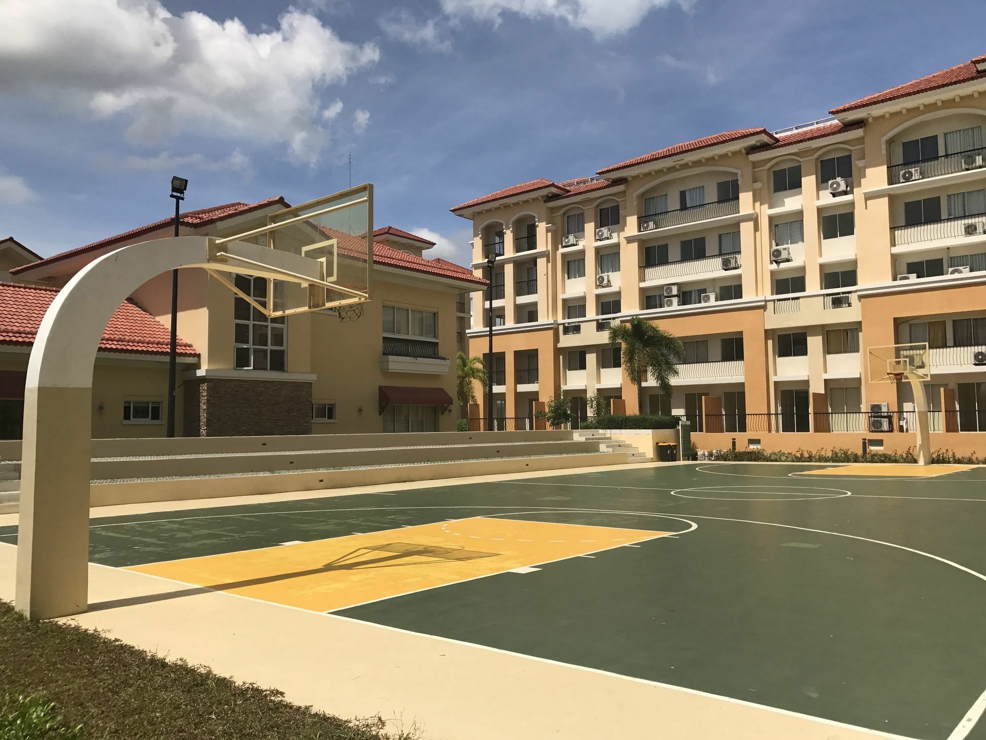 San Remo Oasis Serviced Apartments سيبو المظهر الخارجي الصورة